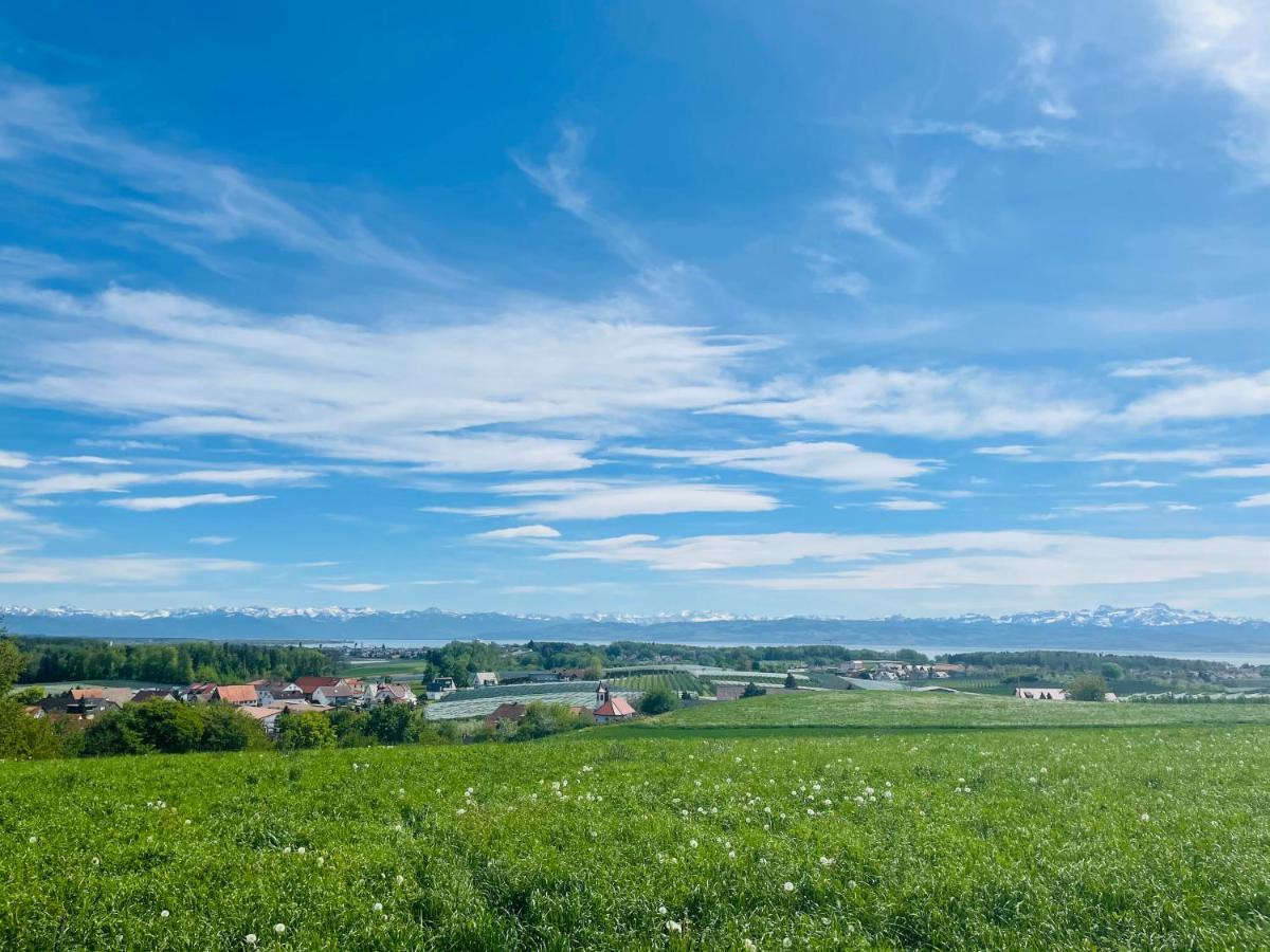" Sunshine Am See " Friedrichshafen Bagian luar foto