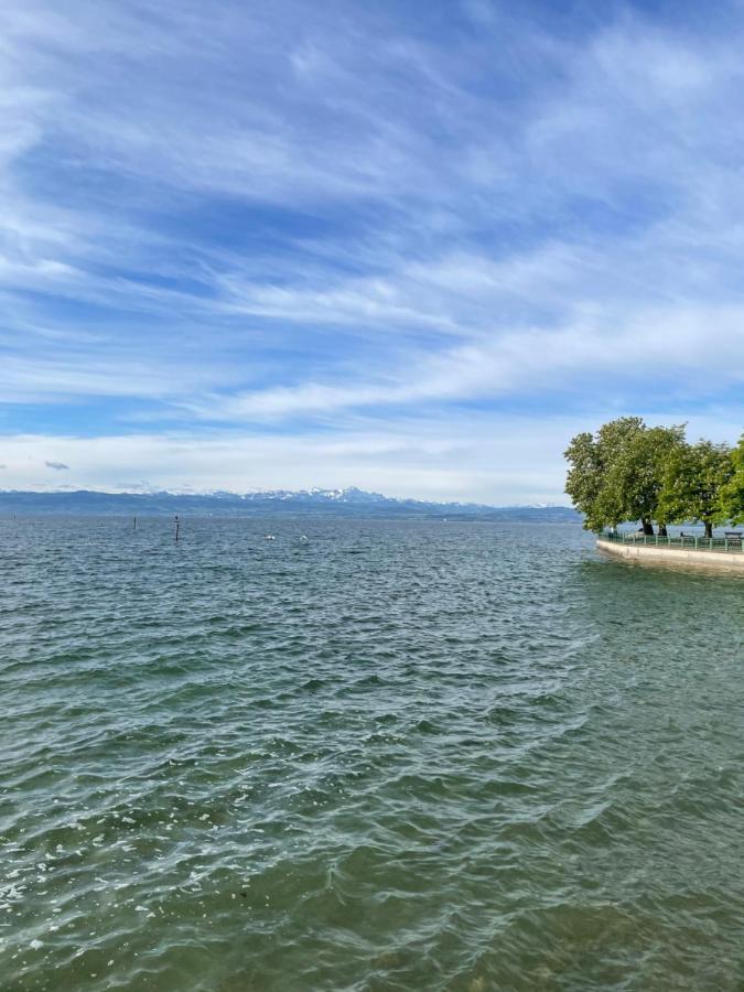 " Sunshine Am See " Friedrichshafen Bagian luar foto